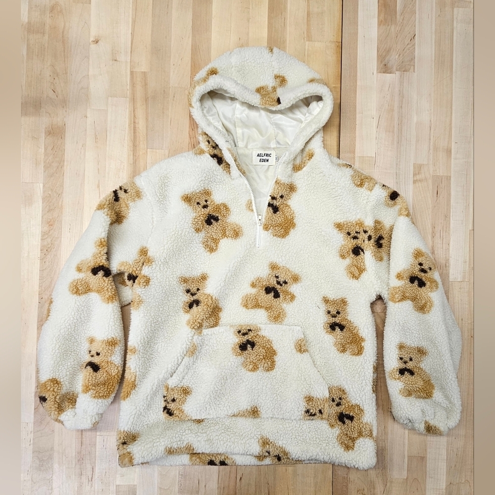 Aelfric Eden APO Bear Print Sherpa Fleece Hoodie Size Medium Creme Brown Cute